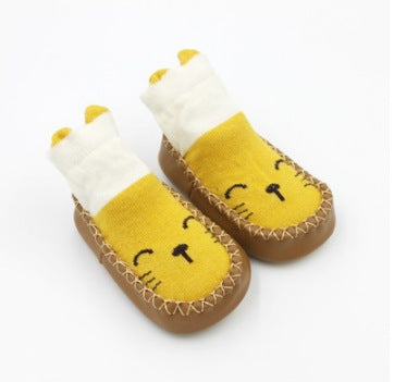 Non-Slip Baby Shoes & Socks – Soft-Soled Cotton Toddler Footwear for Comfort